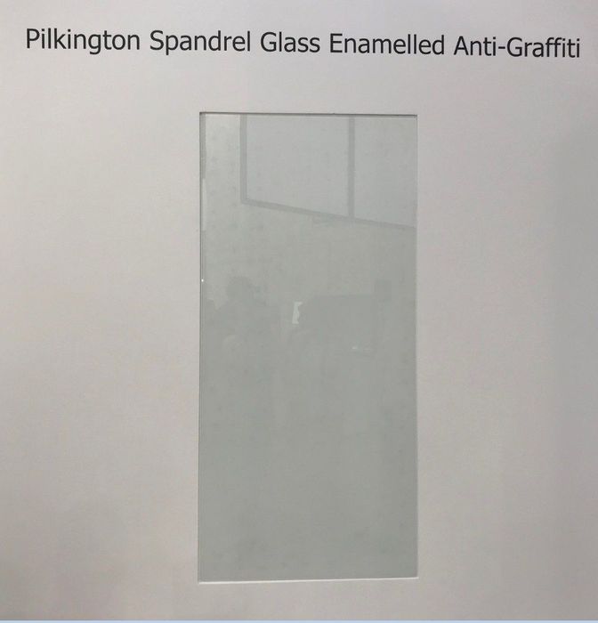 Фото: стекло антиграффити от компании Pilkington, рынок стекла